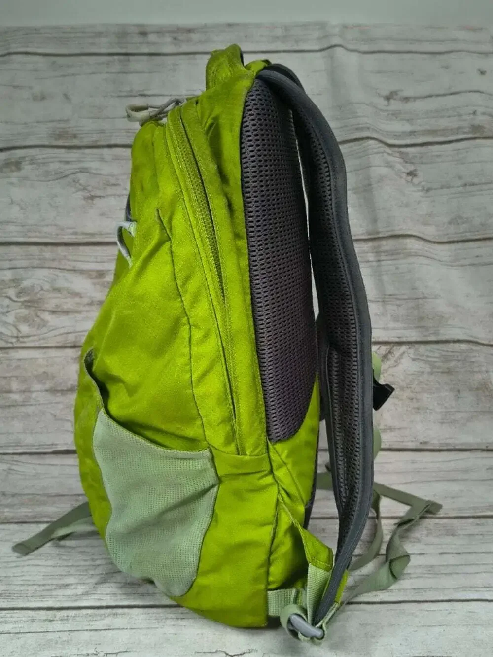 Osprey Orb 12L Backpack 24/Seven Series Lime Green Hiking Daypack Hydration Read